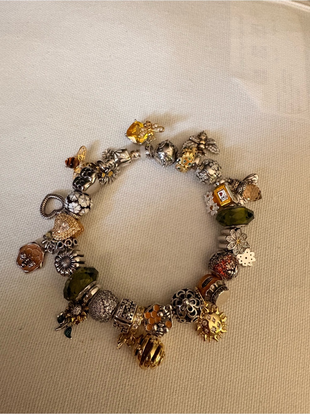 Pandora daisy and bee themed bracelet